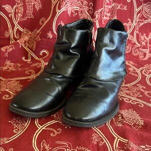 BOC Black Ankle Boots double zipper size 9